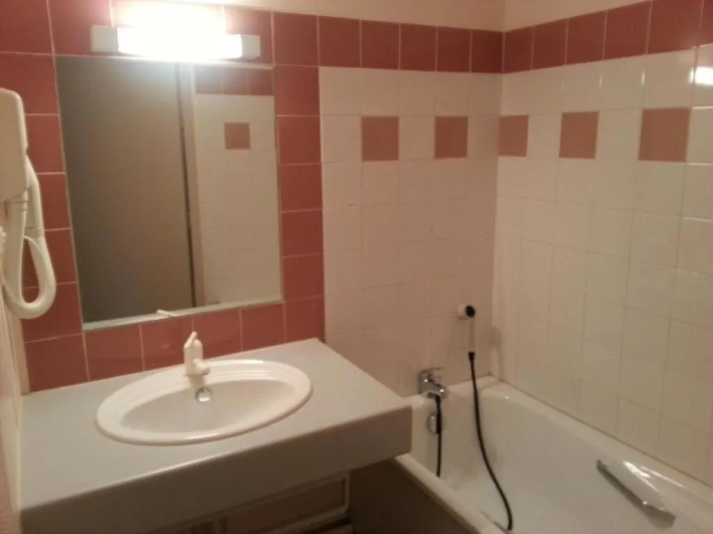 Ξενοδοχείο με διαμερίσματα Residence Des 3 Cesars Aulus-les-Bains